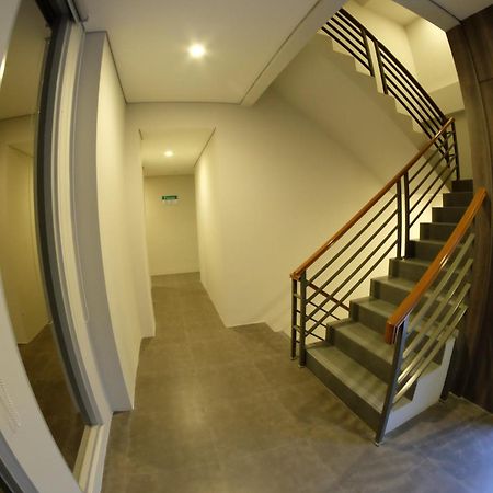 U Stay Hotel Tebet Jakarta Exterior foto